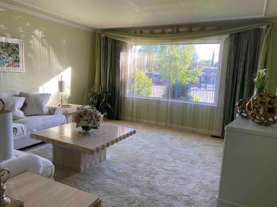 Redwood Garden Holiday home Sacramento